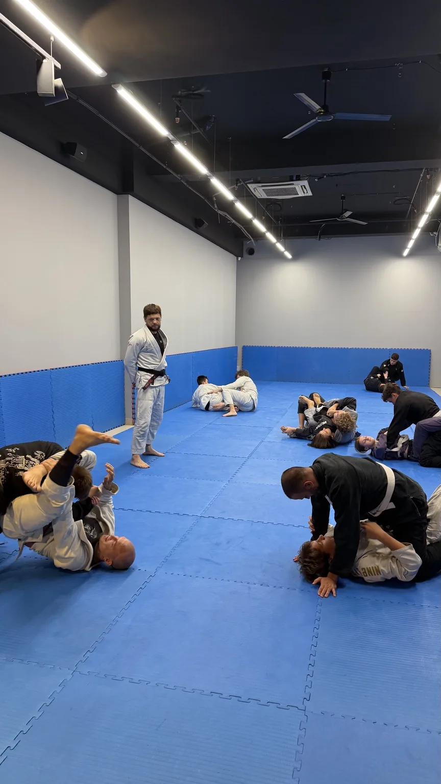 Big Wave adult Jiu-Jitsu class